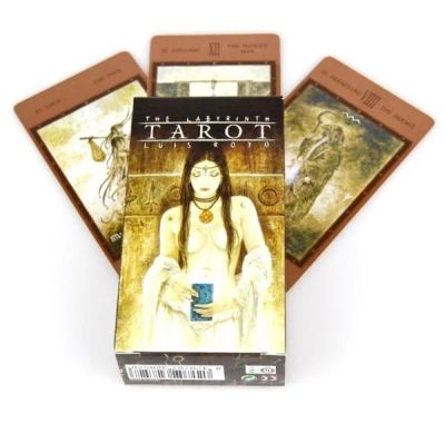 Лот: 15645847. Фото: 1. Карты Таро The Labyrinth Tarot. Настольные игры, карты
