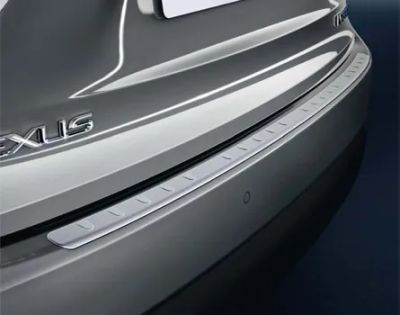 Лот: 20234693. Фото: 1. Накладка на задний бампер Lexus... Кузов