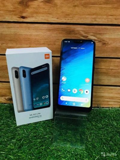 Лот: 16167095. Фото: 1. xiaomi mi a2 lite 4/64. Смартфоны