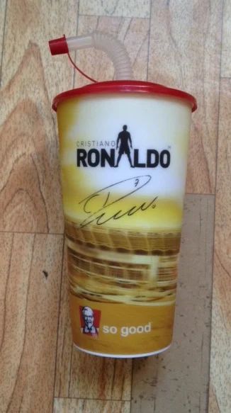 Лот: 8827292. Фото: 1. Стакан многоразовый (Ronaldo... Кружки, стаканы, бокалы