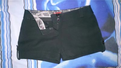 Лот: 6739016. Фото: 1. Шорты. Брюки, шорты