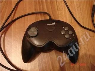 Лот: 440839. Фото: 1. Джойстик Genius MaxFire G-08XU. Рули, джойстики