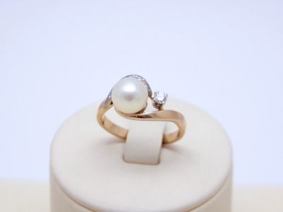 Лот: 12745155. Фото: 1. ЗОЛОТОЕ КОЛЬЦО С БРИЛЛИАНТАМИ... Кольца, перстни