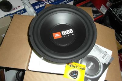 Лот: 3596513. Фото: 1. JBL CS-1214. Сабвуферы