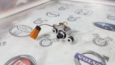 Лот: 23586893. Фото: 1. Соленоид АКПП Subaru Forester... Трансмиссия