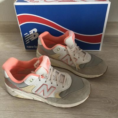 Лот: 10258508. Фото: 1. кроссовки new balance. Кеды, кроссовки, слипоны