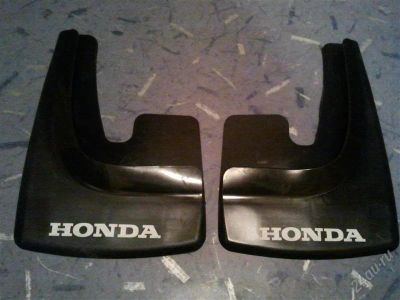 Лот: 1427756. Фото: 1. Брызговики с логотипом Honda. Кузов