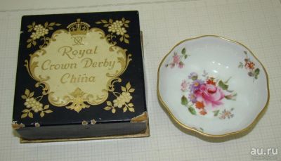Лот: 14301503. Фото: 1. Royal Crown Derby лоток фарфоровый... Фарфор, керамика