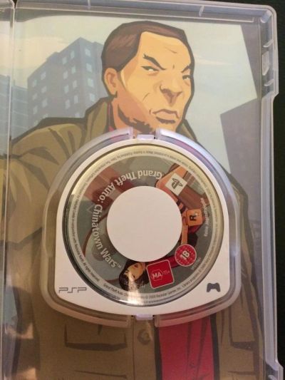 Лот: 11148164. Фото: 1. Игры, диски для PSP (2 шт.). Игры для консолей