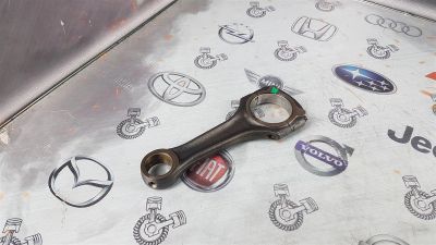 Лот: 23587903. Фото: 1. Шатун Mercedes G400 CDI OM628... Двигатель и элементы двигателя