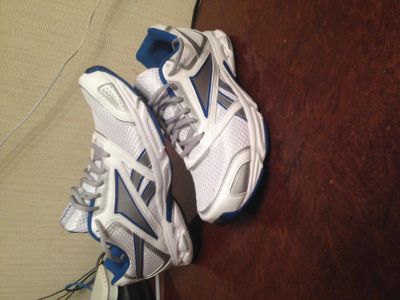 Лот: 4055256. Фото: 1. Кроссовки reebok оригинал 44р. Кеды, кроссовки, слипоны