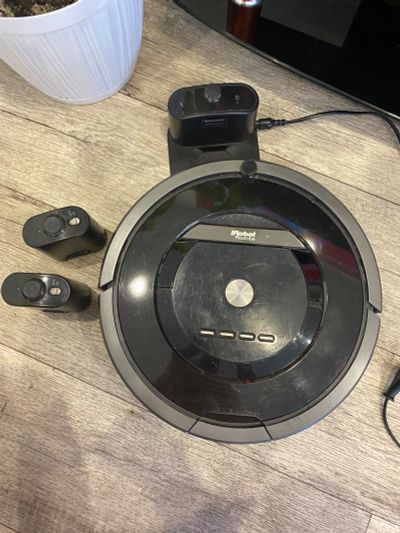Лот: 21168828. Фото: 1. IRobot Roomba 880. Пылесосы, паровые швабры