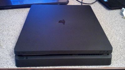 Лот: 9945700. Фото: 1. Sony PlayStation 4. Игровые приставки, консоли