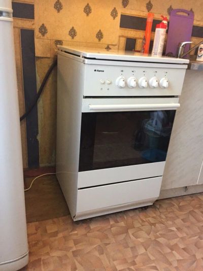 Лот: 10085262. Фото: 1. Газовая плита Hansa. Плиты, духовые шкафы, варочные поверхности