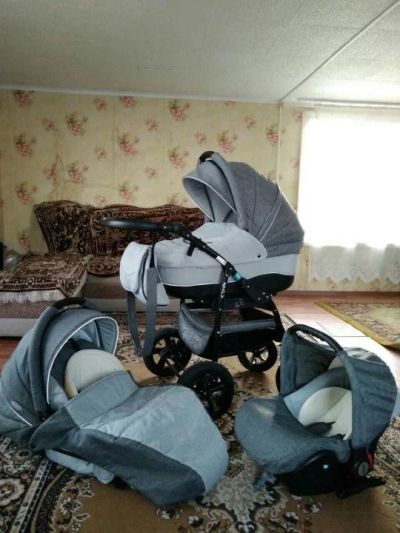 Лот: 12392704. Фото: 1. Коляска 3 в 1 ZIPY в в отличном... Коляски