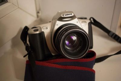 Лот: 6526694. Фото: 1. CANON EOS 300V + EF/M42 adaptor... Плёночные зеркальные
