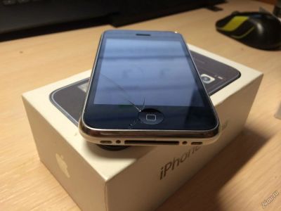 Лот: 4944022. Фото: 1. iphone 3gs 32gb. Смартфоны