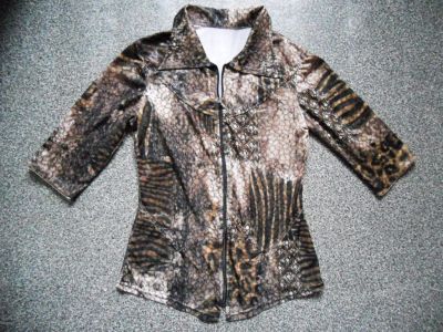 Лот: 5402119. Фото: 1. Блуза на молнии , модненькая кофта... Рубашки, блузки, водолазки