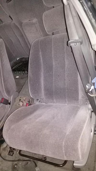 Лот: 8366342. Фото: 1. Сидение toyota. Салон