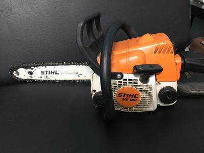 Лот: 9498110. Фото: 1. Бензопила Stihl MS 180. Бензо-, мотоинструмент