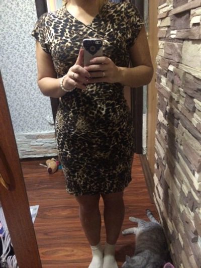Лот: 12575296. Фото: 1. Леопардовое платье 44/46р. Платья