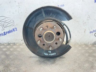 Лот: 25628837. Фото: 1. поворотный кулак Toyota Camry... Двигатель и элементы двигателя