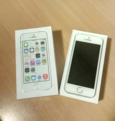 Лот: 9197654. Фото: 1. Продам iPhone 5s 16GB white. Смартфоны