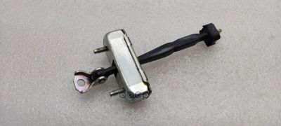 Лот: 21875932. Фото: 1. Ограничитель Двери Toyota Camry... Другое (автозапчасти)