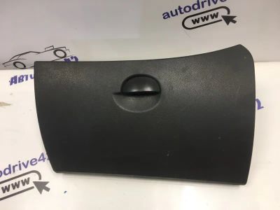 Лот: 21716764. Фото: 1. бардачок Nissan Almera G15. Двигатель и элементы двигателя