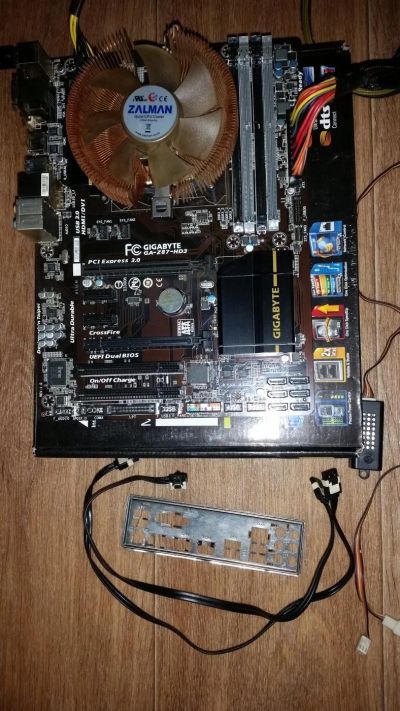 Лот: 7133781. Фото: 1. Процессор i5-4430 + мать Gigabyte... Процессоры