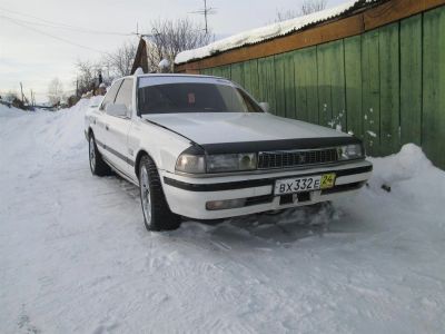 Лот: 3583268. Фото: 1. продам тойота креста gx81. Автомобили
