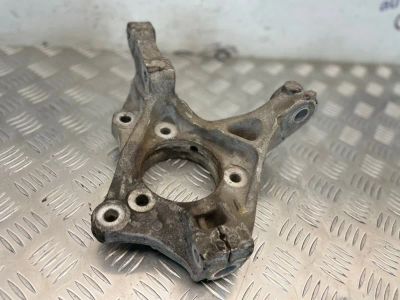 Лот: 22459939. Фото: 1. поворотный кулак Chevrolet Cruze... Другое (автозапчасти)