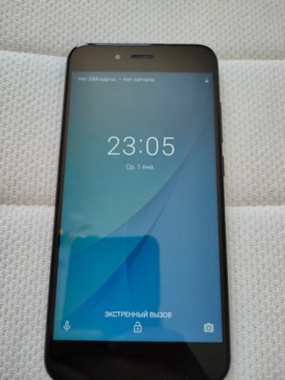 Лот: 17426370. Фото: 1. Телефон (смартфон) Xiaomi Mi A1. Смартфоны