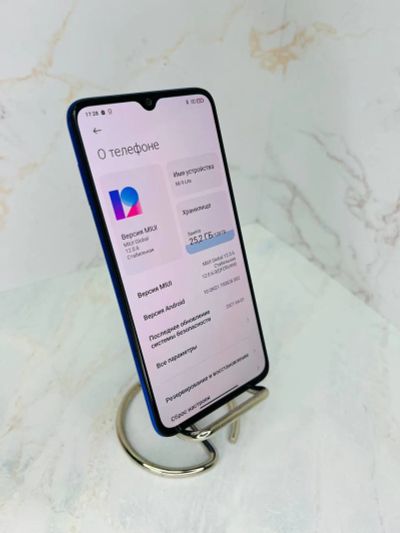Лот: 21171421. Фото: 1. Смартфон Xiaomi mi 9 lite (50444... Чехлы, бамперы