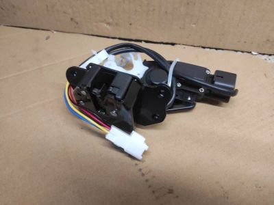 Лот: 21396124. Фото: 1. замок 5-й двери Toyota Fortuner... Кузов
