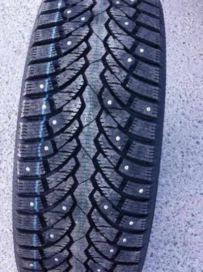 Лот: 19599082. Фото: 1. Formula Ice, 205/55 R16 205/55R16. Шины