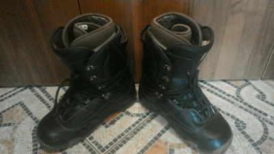 Лот: 5268560. Фото: 1. ботинки для сноуборда Vans 43... Ботинки