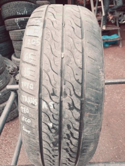 Лот: 23504080. Фото: 1. 1шт 205-65-15 Toyo Transas Teo... Шины