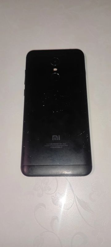 Лот: 25032184. Фото: 1. Redmi 5 plus. Смартфоны