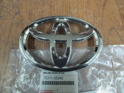 Лот: 11742303. Фото: 1. Эмблема решетки радиатора Toyota... Кузов