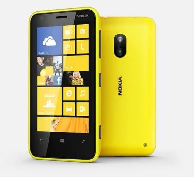 Лот: 3743427. Фото: 1. Nokia Lumia 620 Yellow новый. Смартфоны