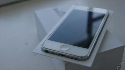 Лот: 6247350. Фото: 1. Apple Iphone 5 16GB White -... Смартфоны