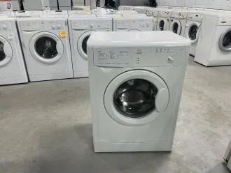 Лот: 21539221. Фото: 1. стиральная машина indesit б/у... Стиральные машины