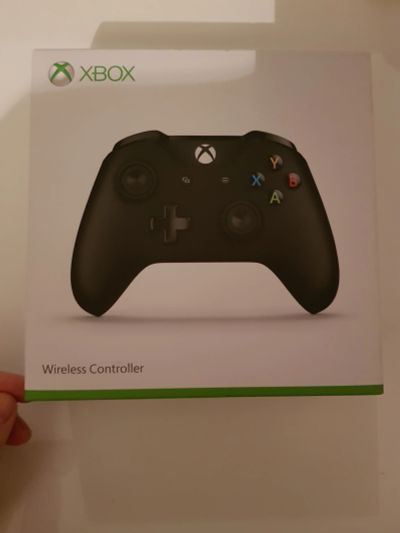 Лот: 15537973. Фото: 1. Геймпад Microsoft Xbox One Wireless... Аксессуары для игровых приставок, консолей, геймпады