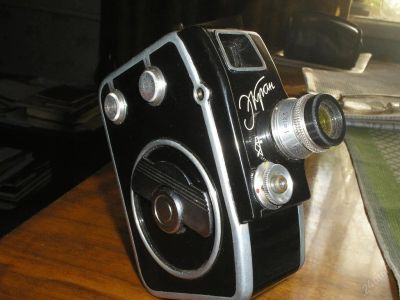 Лот: 19367. Фото: 1. Кинокамера "Экран". Видеокамеры