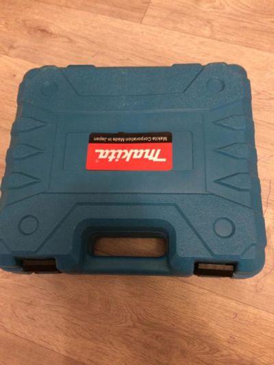 Лот: 16004045. Фото: 1. Шуруповерт. Электроинструмент