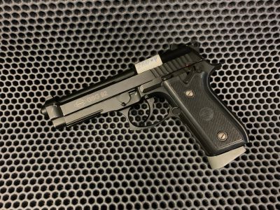 Лот: 18233638. Фото: 1. Пневматический пистолет (Cybergun... Пневматическое оружие