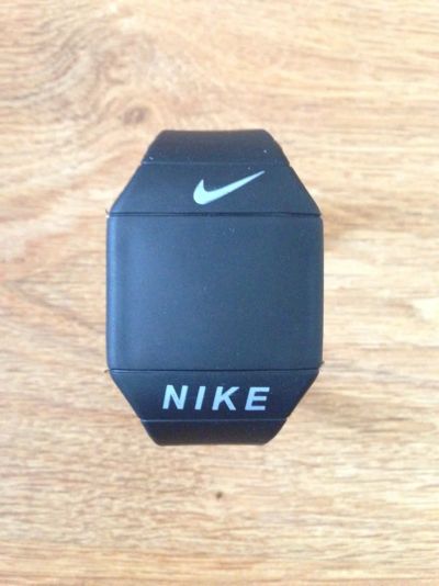 Лот: 4082467. Фото: 1. Часы спортивные Nike Touch черные. Другие наручные часы