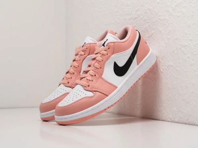 Лот: 18832972. Фото: 1. Кроссовки Nike Air Jordan 1 Low. Кеды, кроссовки, слипоны