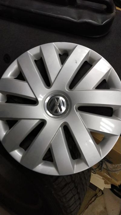 Лот: 12275613. Фото: 1. Оригинальный колпак Volkswagen... Колпаки